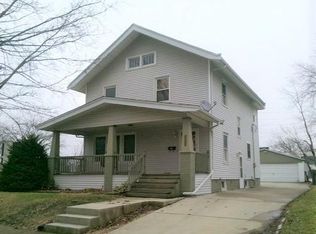 1015 Elder St, Bloomington, IL 61701