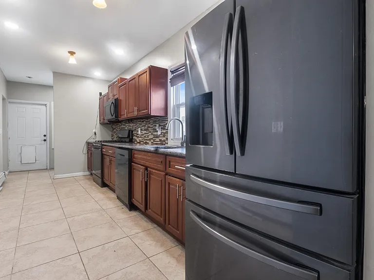 271 Cator Ave #1 — Photo 23