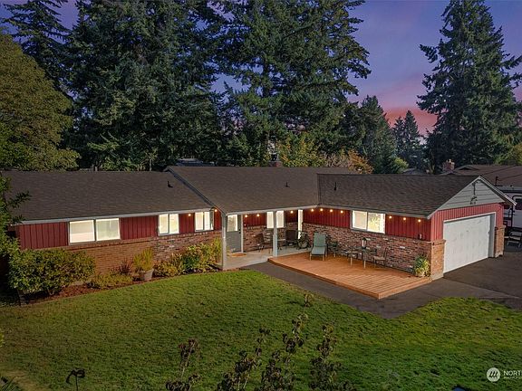 3rd image of 4419 77th Avenue Ct W