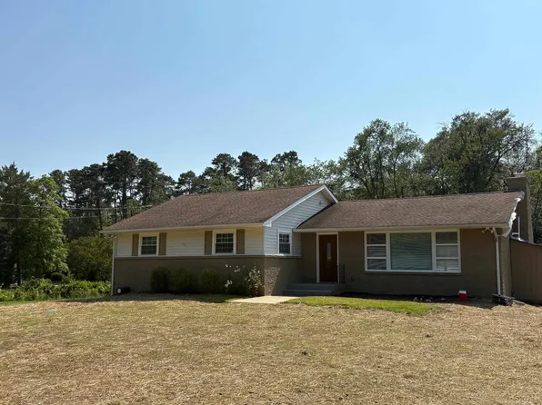 328 Riverside Dr, Vineland, NJ 08360