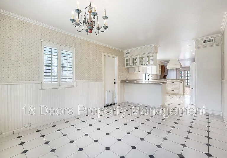 238 F Ave — Photo 7