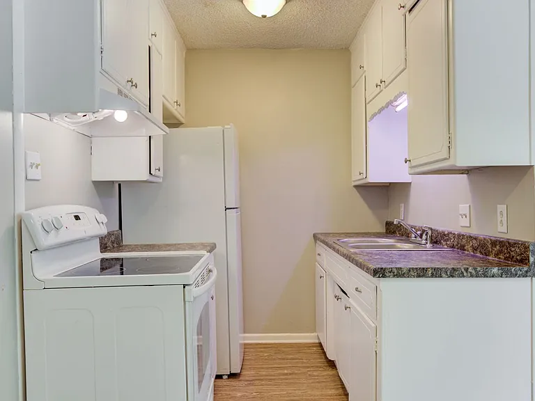 "The Grove" One & Two Bedroom Apartments — Photo 13