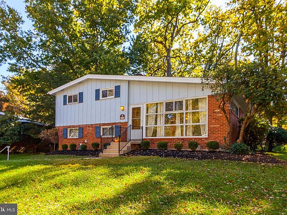2nd image of 2315 Pinneberg Ave