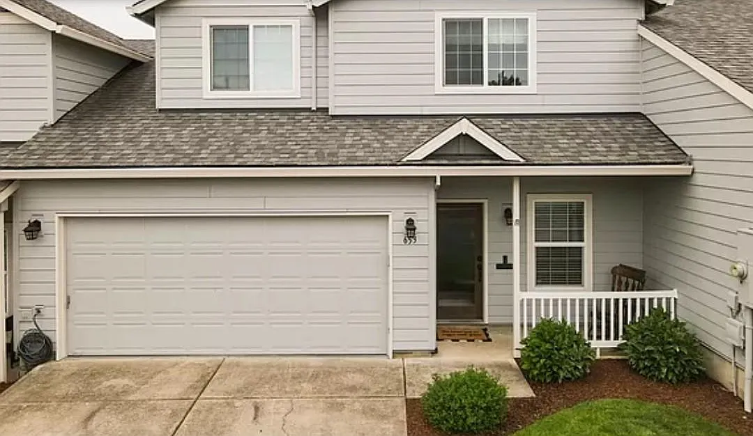 Wilshire Ct, Newberg — Photo 1