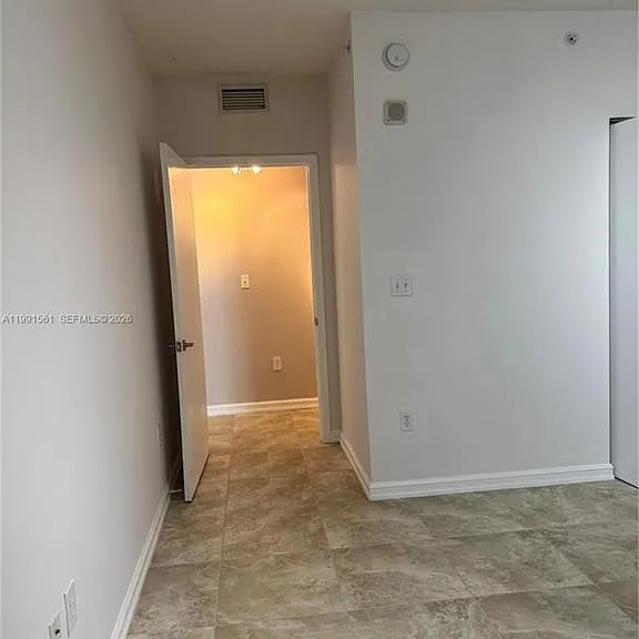 18800 NE 29th Ave #822 — Photo 32