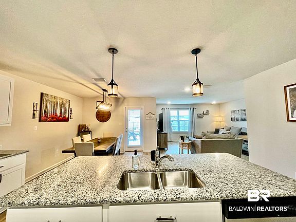 4th image of 26160 Gilmore Way