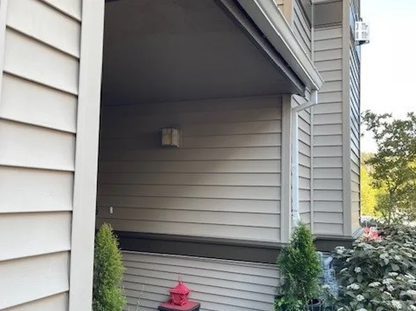 14580 SW Magpie Ln Unit 102, Beaverton, OR 97007