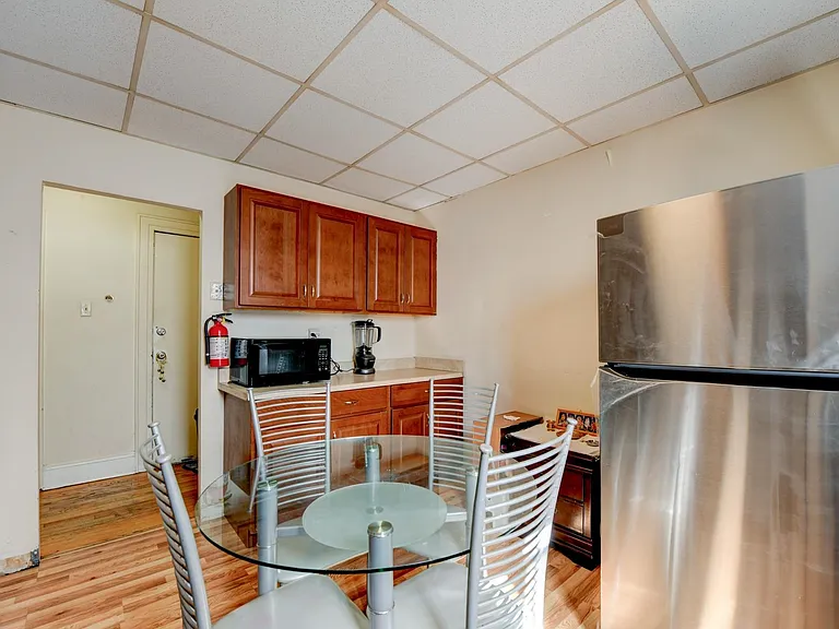 901 Grand Ave #2B — Photo 13