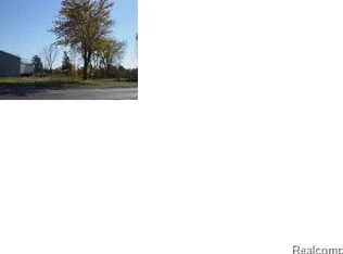 13182 Telegraph Rd, Flat Rock, MI 48134