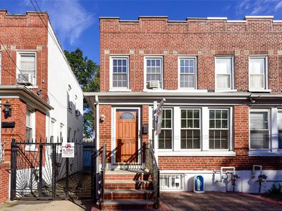 13113 86th Road, Jamaica, NY, 11418