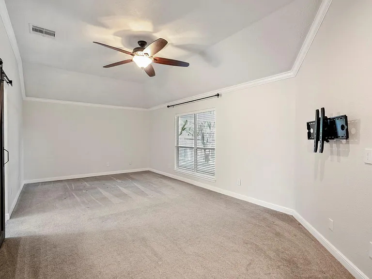5802 Sawyer Bend Ln — Photo 18