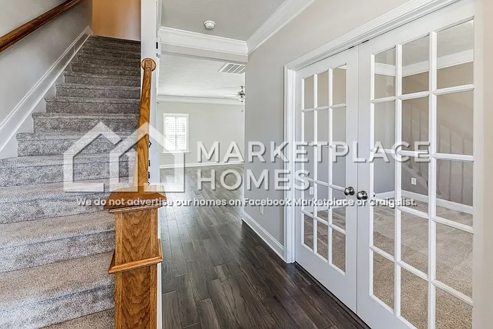 750 Holderness Ct — Photo 3