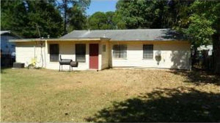 2nd image of 3025 Meadow Ave