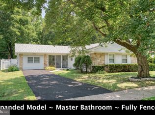 85 Holbrook Ln, Willingboro, NJ 08046