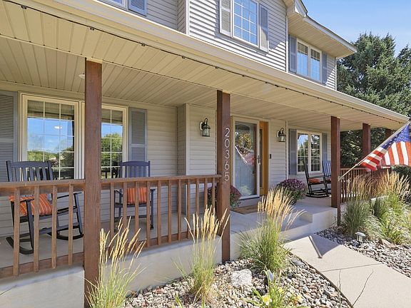 4th image of 20365 Lake Ridge Dr