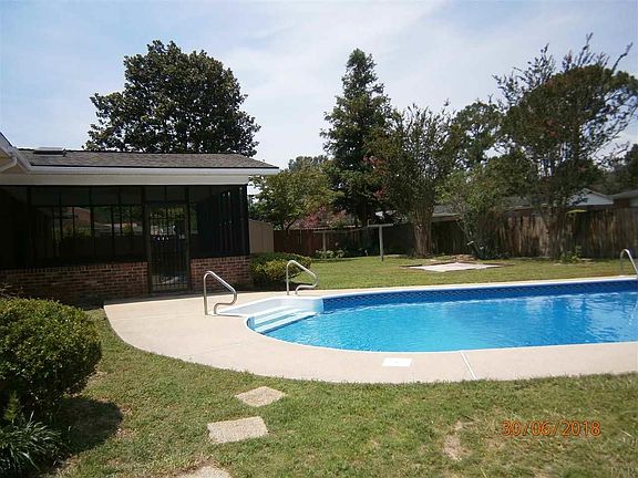 3rd image of 6263 Maybelle Dr