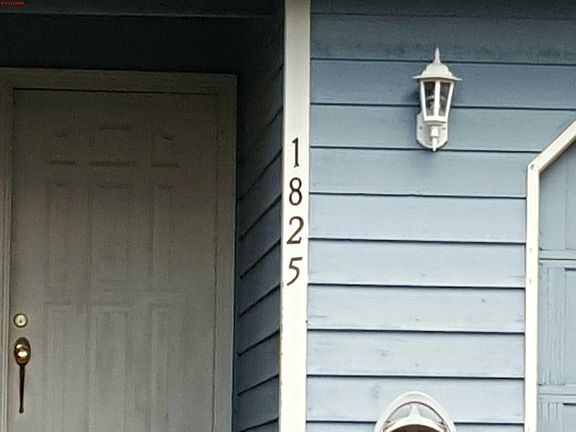 2nd image of 1825 154th Street Ct E