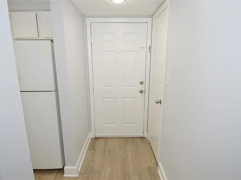 8758 Mallard Reserve Dr #101 — Photo 3