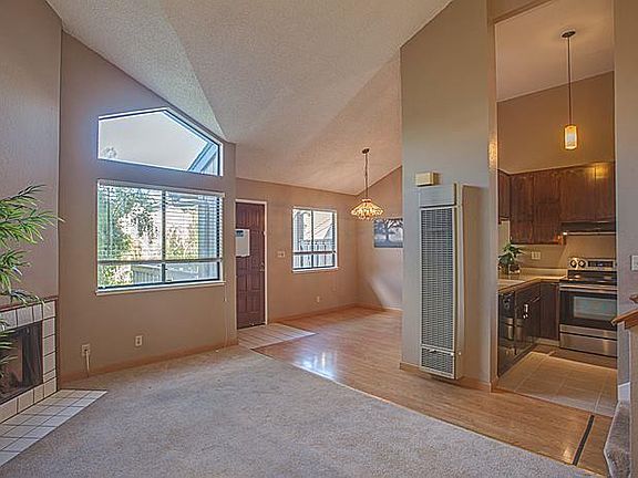 3rd image of 382 Coyote Creek Cir
