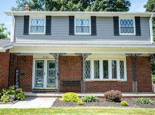 7450 James Dr, Middleburg Heights, OH 44130