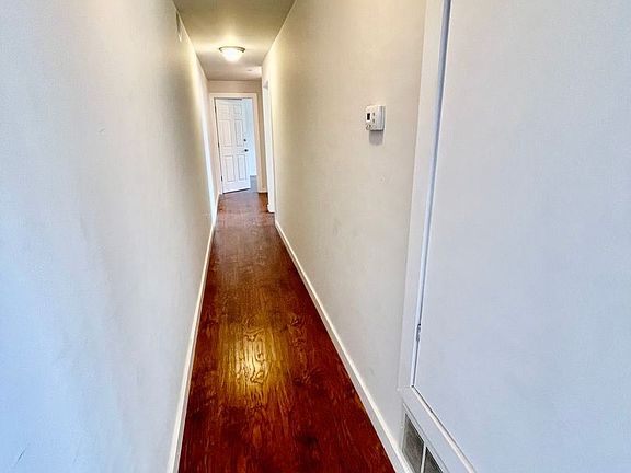 4th image of 1324 N 17th St #8441205