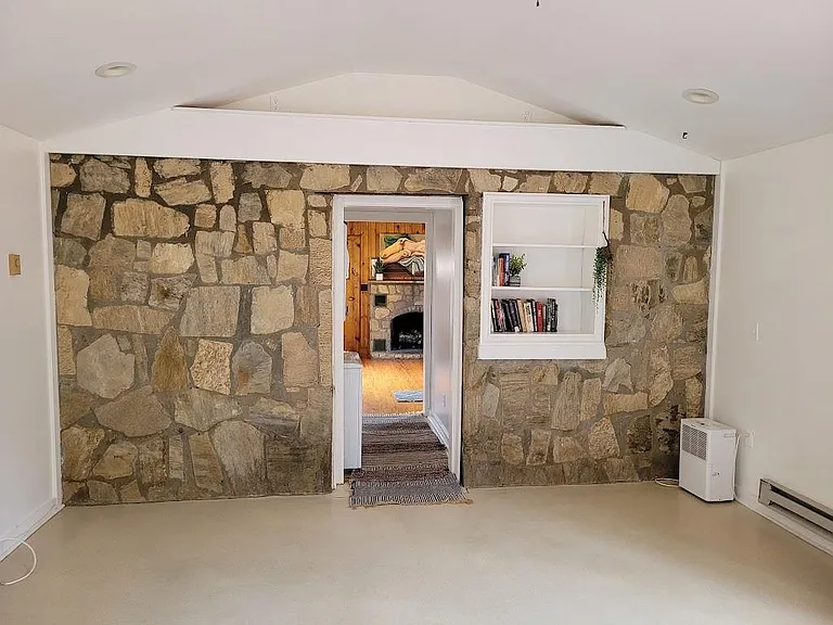 101 Starlight Ln — Photo 23