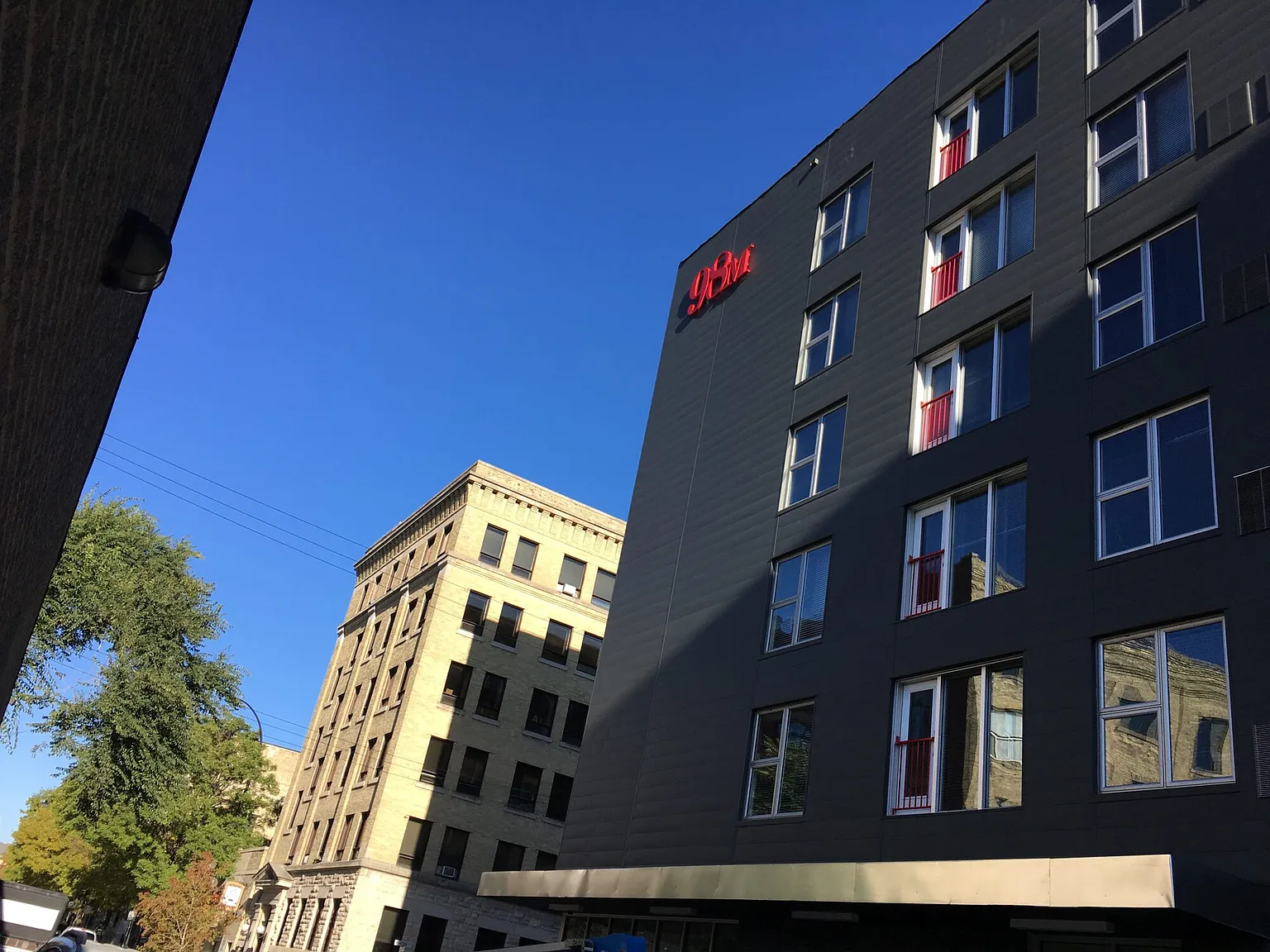 98 Market — Photo 2