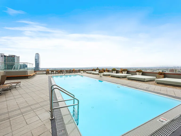 1100 Wilshire Blvd #2607 — Photo 23