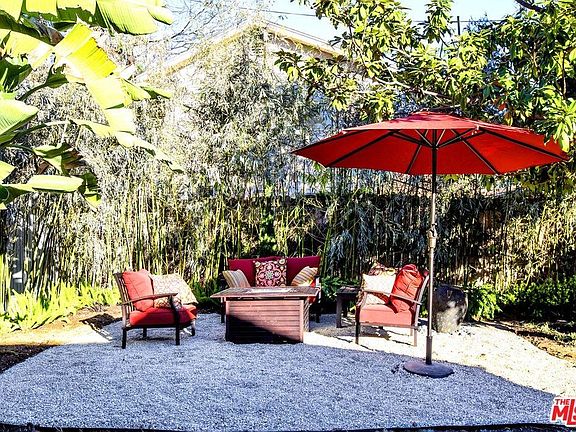 additional backyard seating