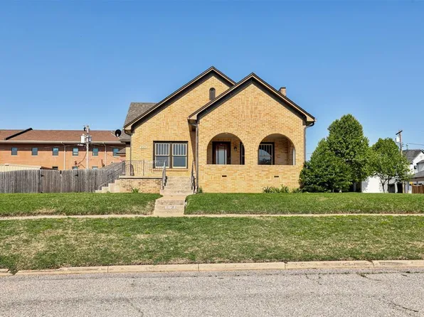 100 S Macomb Ave, El Reno, OK 73036