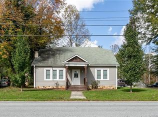 308 Shepherd St, Hendersonville, NC 28792