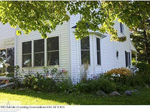 2nd image of 8893 Wilbur Hwy
