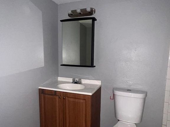 2nd image of 417 Elmira Ave APT A