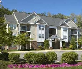 4th image of 7800 Lewis Chapel Cir