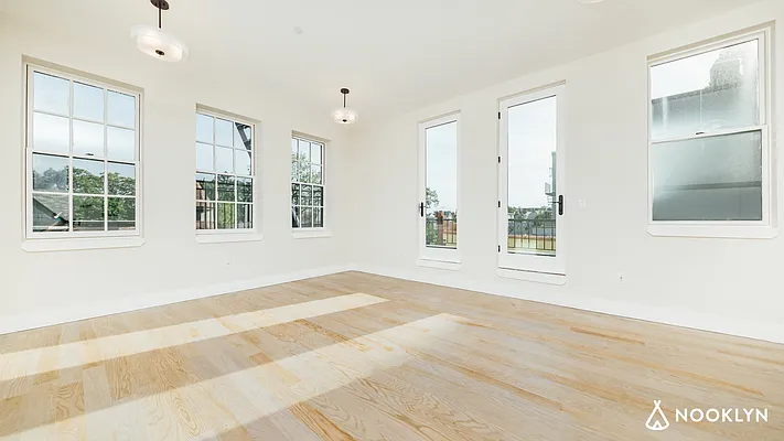 Rented by Nooklyn NYC LLC | media 24