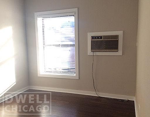 3rd image of 3420 N Elaine Pl