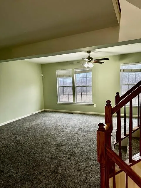 3 bed, 2156 sqft, $2,100 — Photo 4