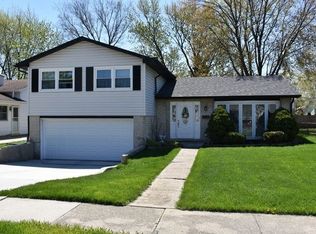 651 Debra Dr, Des Plaines, IL