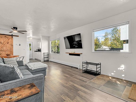 3rd image of 248 Yellow Leaf Cir