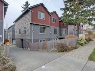 931 N 97th St UNIT C, Seattle, WA 98103