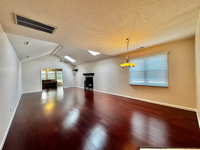 102 Widgeon Cir — Photo 7