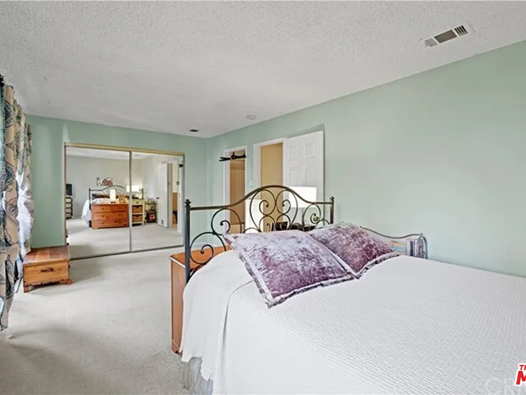 711 Church Pl #2 — Photo 6