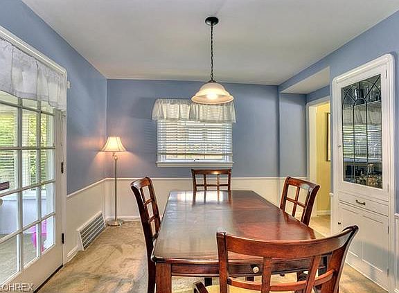 4th image of 21398 Endsley Ave