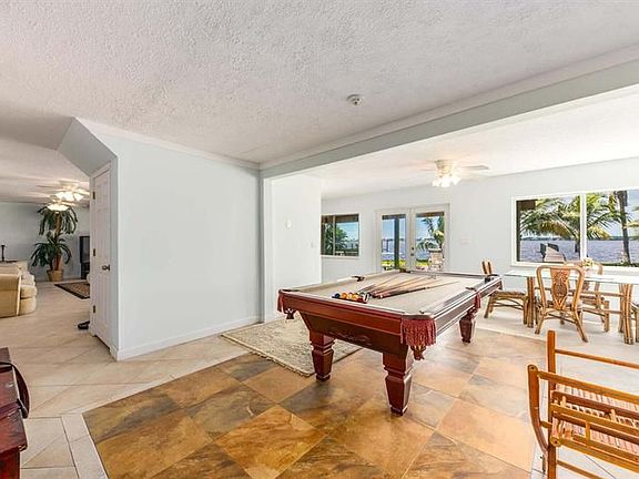 5th image of 850 NE Ixora Dr