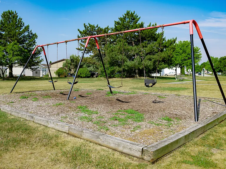 13955 Bronte Dr N — Photo 8