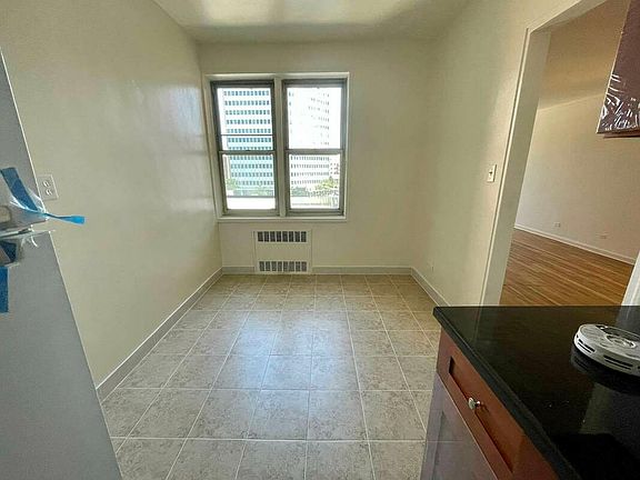 4th image of 64-41 Saunders St #2117