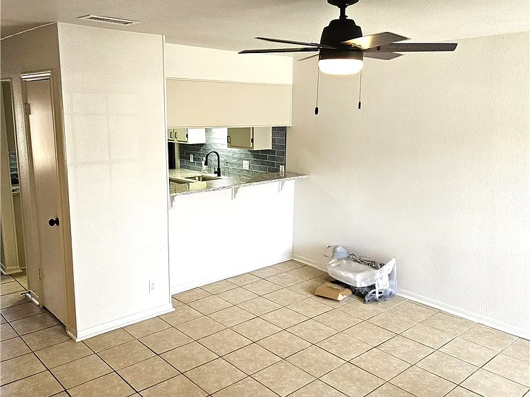 4802 Delwood St #5 — Photo 3