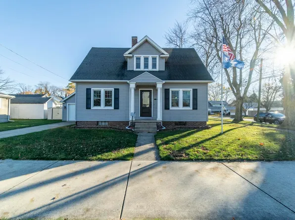 1210 S Jackson St, Auburn, IN 46706