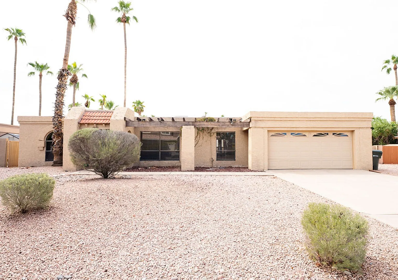 Great Scottsdale Location, Private Pool, 4 Bedrooms! — Photo 2