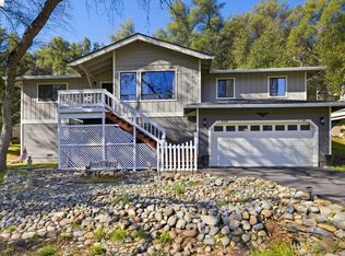 12796 Cresthaven Dr, Groveland, CA 95321